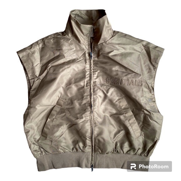 Women’s Essentials Fear of God Vest - Picture 1 of 5